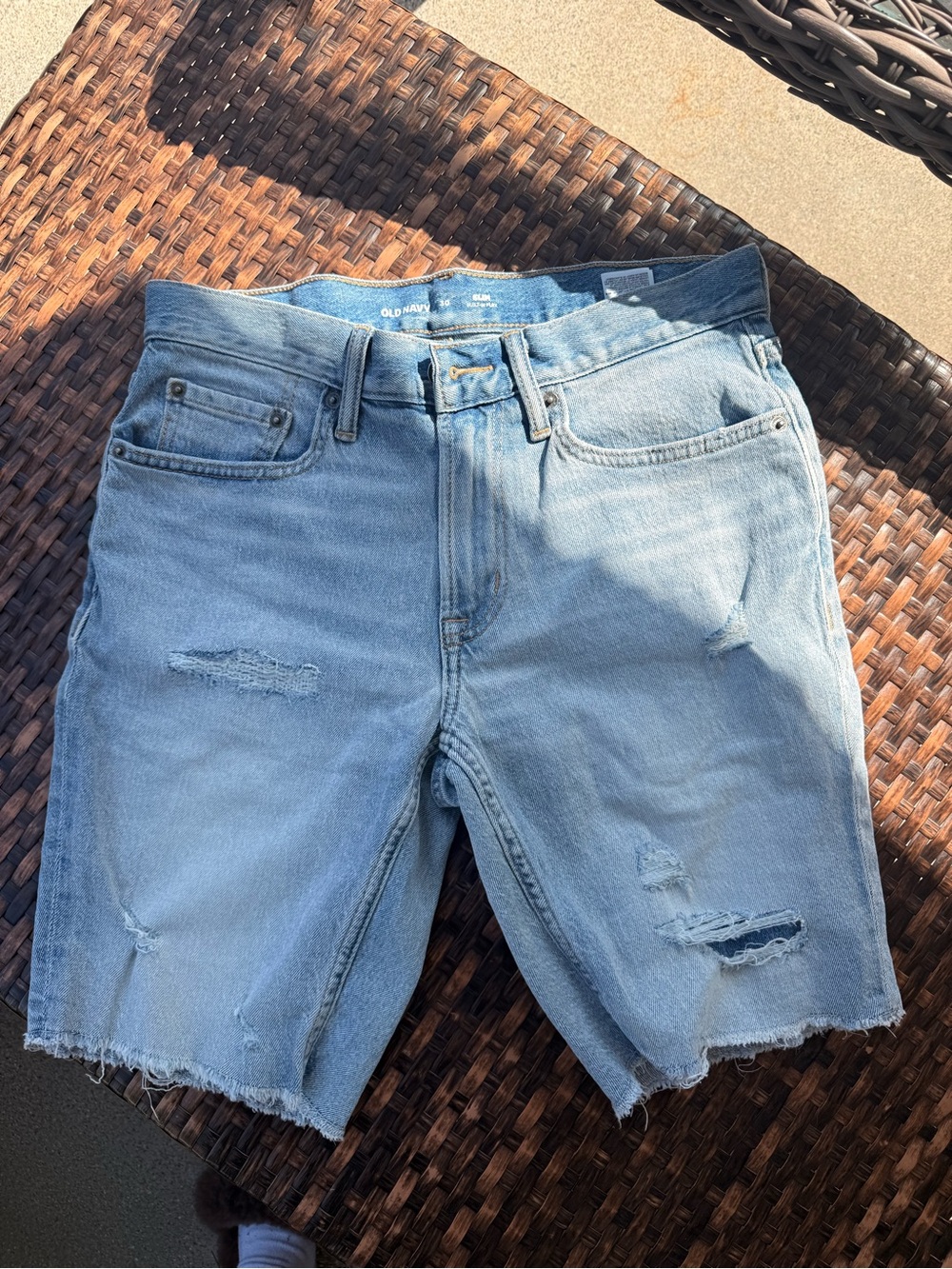 Old Navy Men's Light Wash Distressed Denim Jean Shorts